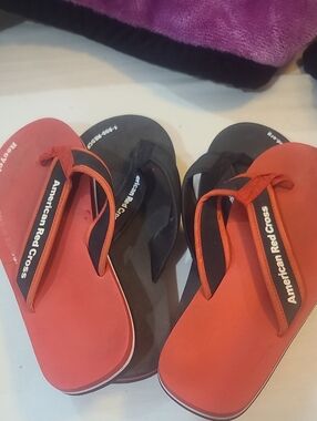 2 Pair Women’s Red/Black Flip Flop Sandals